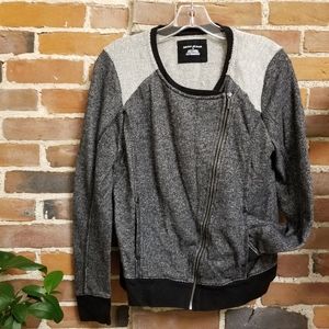 Asymmetrical zip knit sweatshirt